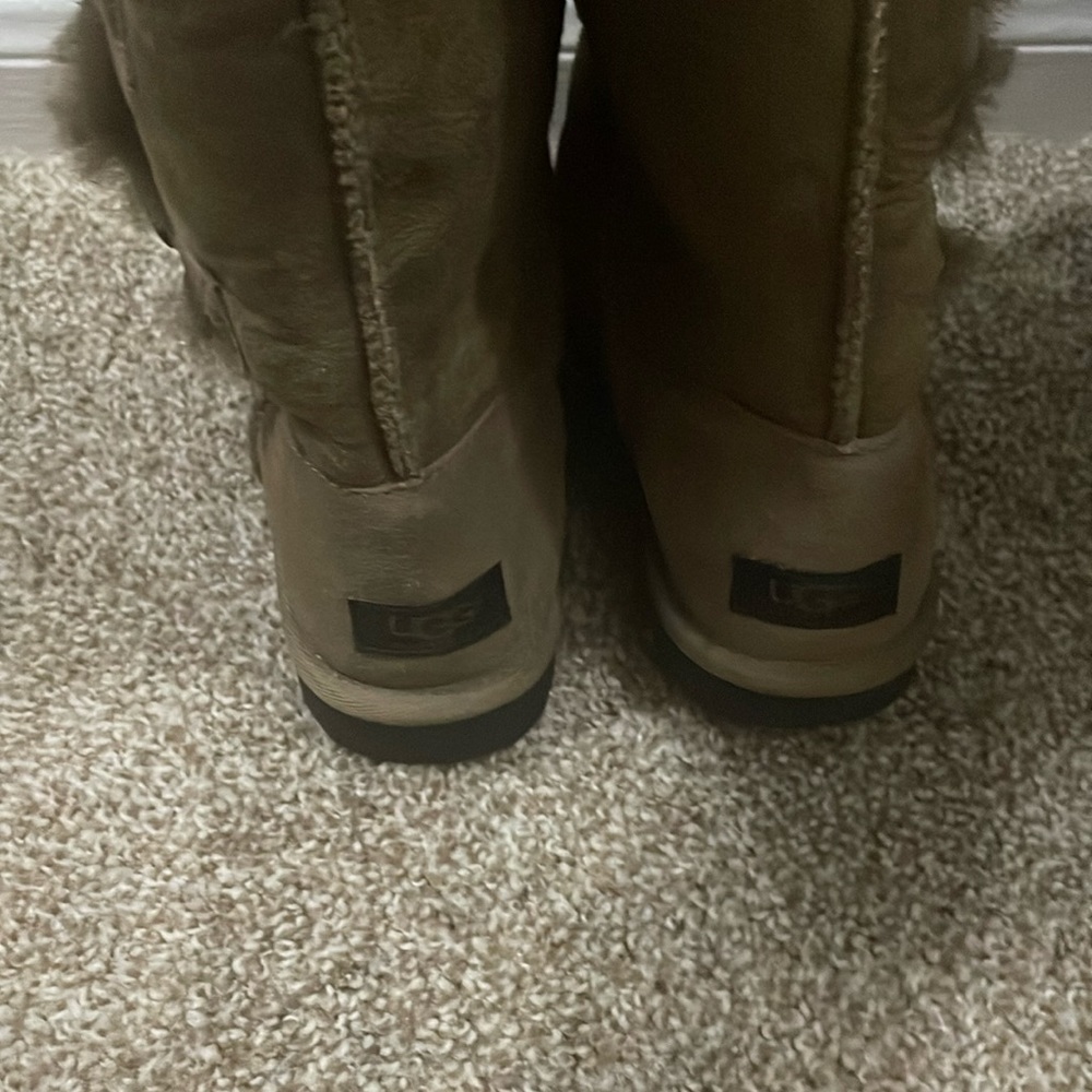 Knee High Ugg Boots